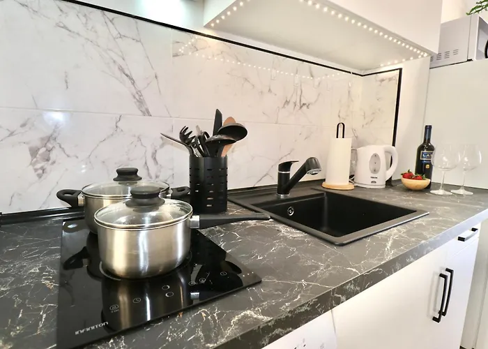 Seaside Heaven Panorama Views Prime Location Appartamento *