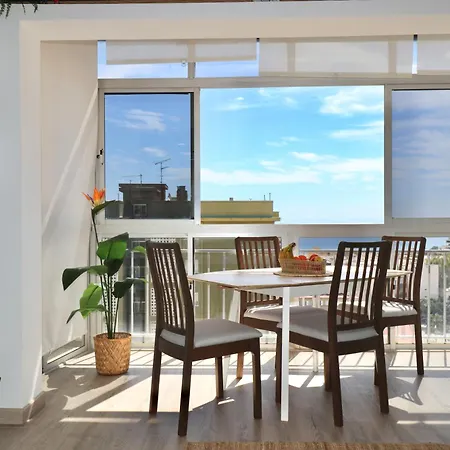 Seaside Heaven Panorama Views Prime Location Appartement
